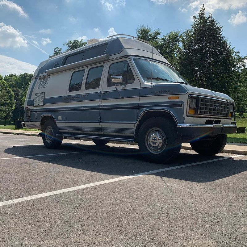 1986 Ford E350 Chinook Camper Van for sale in Columbus, Ohio | Vancamper 1986 Ford E350 Motorhome For Sale